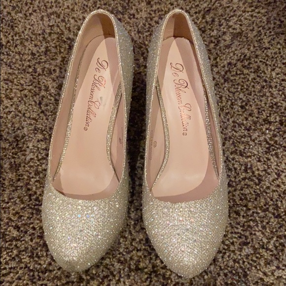 High Heels - Picture 5 of 6